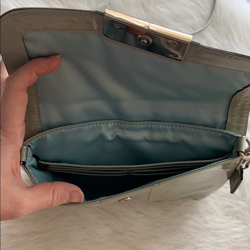 Coach | green patent leather small Crossbody bag - Picture 4 of 15
